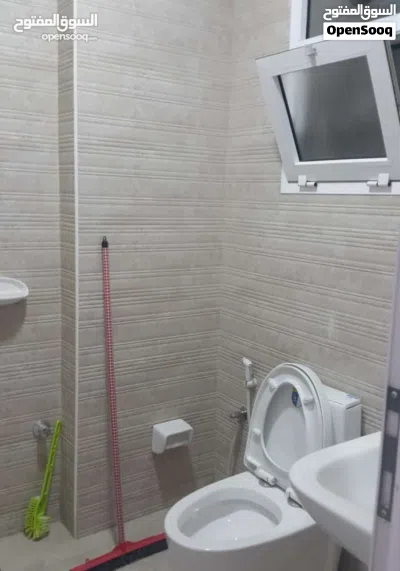 الإيجار ستوديو نظيف وفي وسط جميع الخدمات في المعبيلة 8 Studio for rent at Al Mubila 8 good place 3