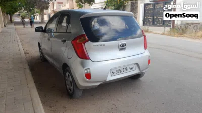 Kia Picanto EX 4