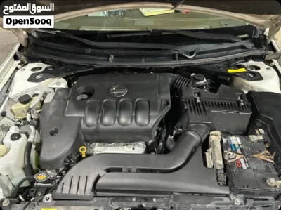 Nissan Altima Standard 3