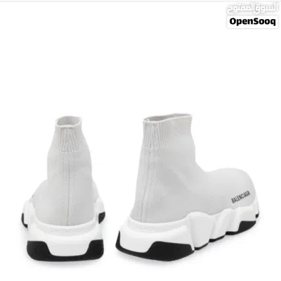 حذاء BALENCIAGA بحاله ممتازه مقاس 38 3