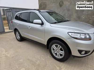 Hyundai Santa Fe Limited 2