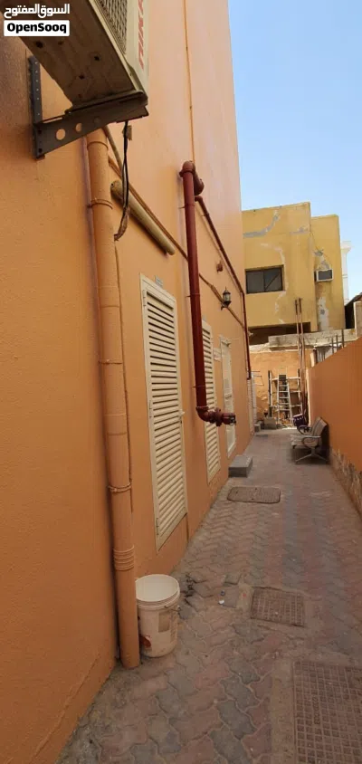 يصلح نشاط تجاري موقع مميز مكيف متوفر good location in ajman 2