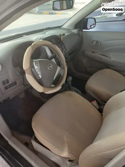 Nissan Sunny SL 3