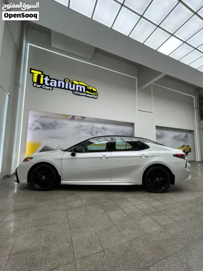 Toyota Camry XSE 4