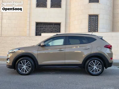Hyundai Tucson GLS 2