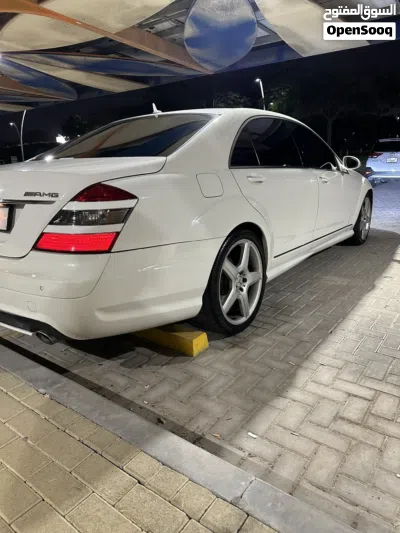 Mercedes Benz S-Class S 550 2