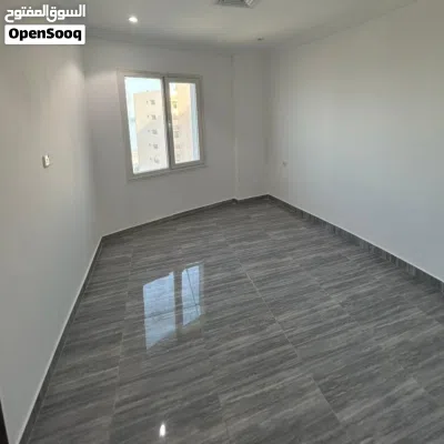 شقة سكنية إطلالة بحرية للإيجار في السالمية 2