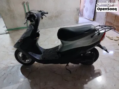 Yamaha XMAX 2