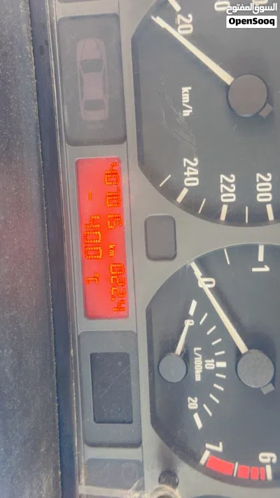 بي ام دبليو الفئة 3 318 2