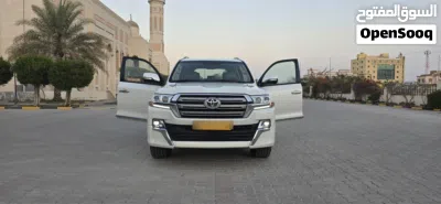 تويوتا لاند كروزر GXR 2