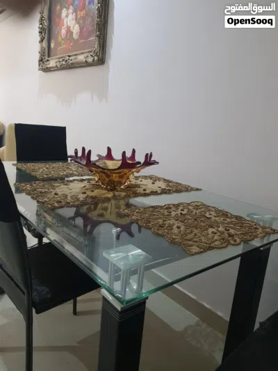 طاولة سفرة انيقة ونظيفة للبيع 3