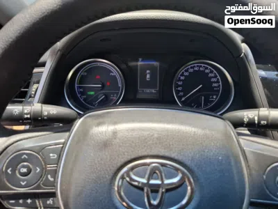 Toyota Camry LE 2