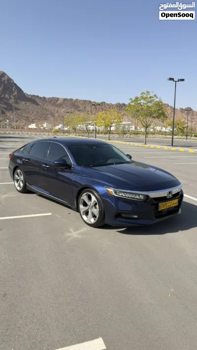 هوندا اكورد Touring 4