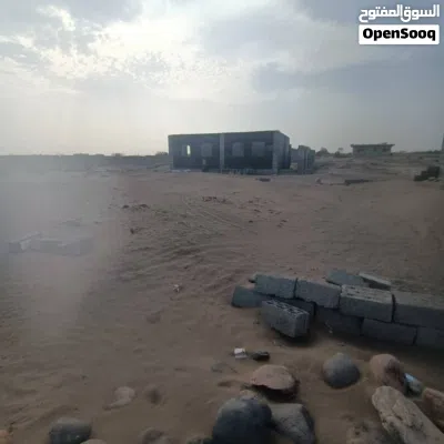 بيت مع حوش غير مسقوف 2 غرف 1 مطبخ 1 حمام 1 صاله 1 حوش كبير مع مدخل سياره ومدخل عادي 3