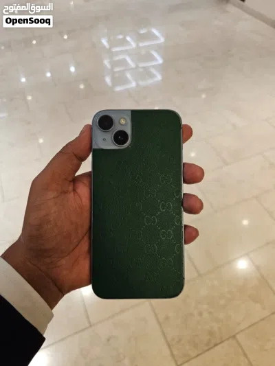 Iphone 14 plus only back glass crack 2