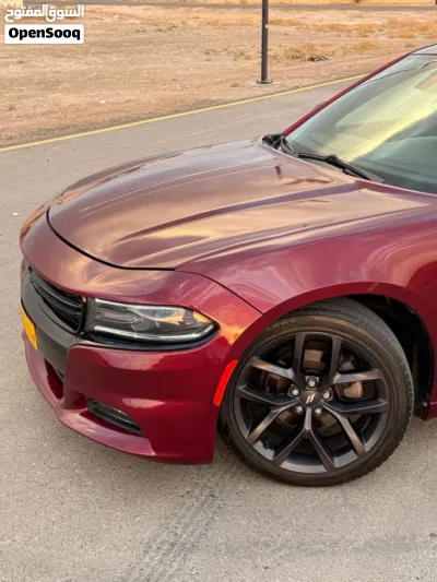 Dodge Charger SXT 4