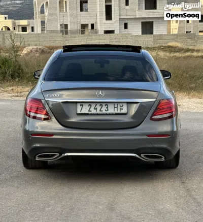 Mercedes Benz E-Class E 200 2