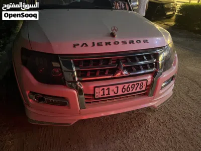 Mitsubishi Pajero GLS 4