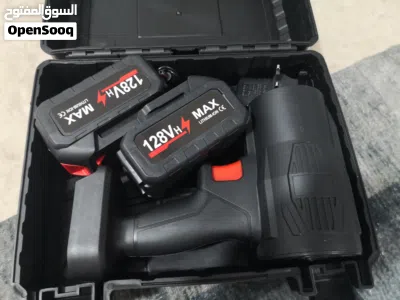منفاخ هوائي مع بطاريتين قوتهن 128 فولت قويات وتعبئتهن تجلس منفاخ متعدد أستخدمات تقدر تأخذه أي مكان 2