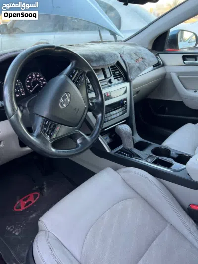 Hyundai Sonata Limited 4