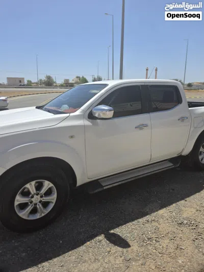 Nissan Navara SE 2