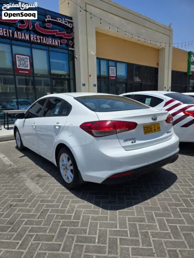 Kia Cerato Standard 3