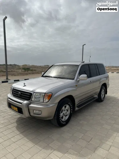 تويوتا لاند كروزر VXR 4