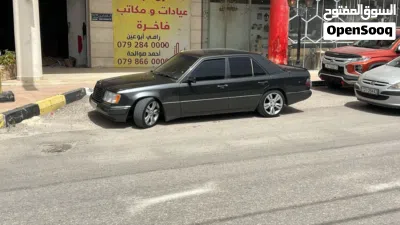 مرسيدس بنز الفئة-E E 200 4