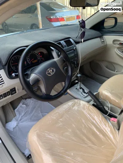 Toyota Corolla LE 2