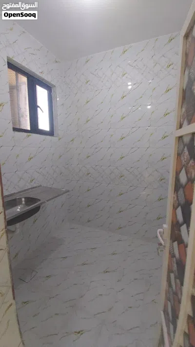 شقق جديدة حديثة على الخط الرئيسي بسعر أقل... 4