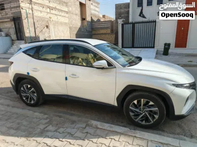 Hyundai Tucson Limited 4