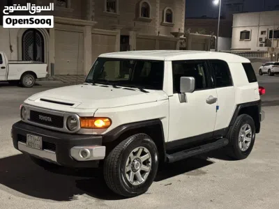 تويوتا FJ Top 2