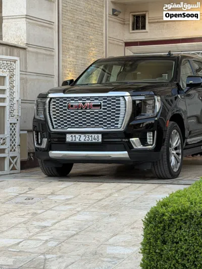 GMC Yukon Denali 3