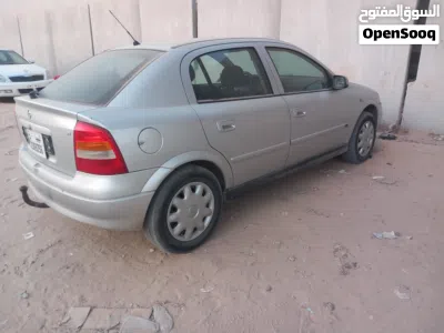 Opel Astra GS 2