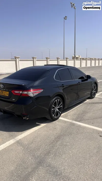 Toyota Camry SE 2