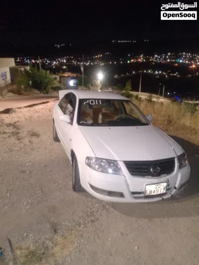 Nissan Sunny SL 4