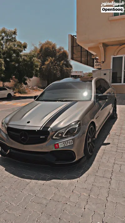 Mercedes Benz E-Class E 550 3