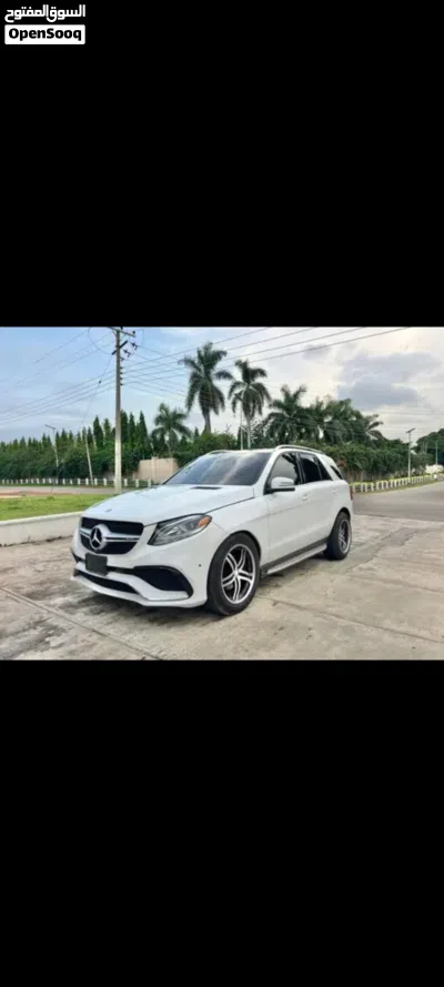 Mercedes Benz CLE-Class CLE 300 3