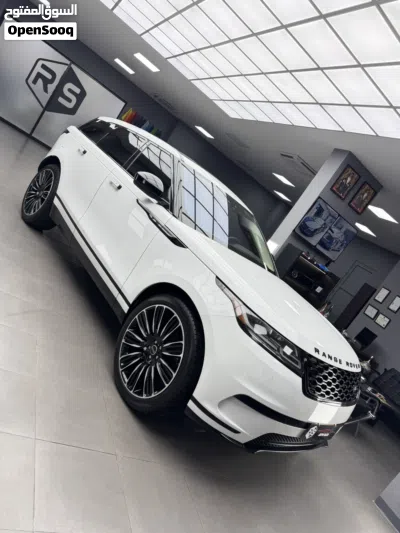 Land Rover Range Rover Velar R-Dynamic 3