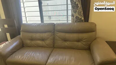 طقم كنب للبيع المستعجل بسعر لقطة مشحون من الامارات ثقيل جدا من (هوم سنتر دبي) 4
