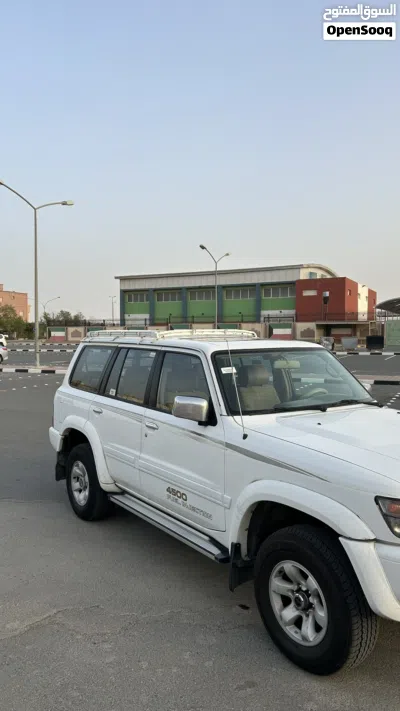 نيسان باترول Safari 2