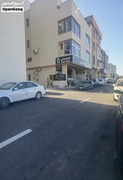 عقار في شارع المدار 2