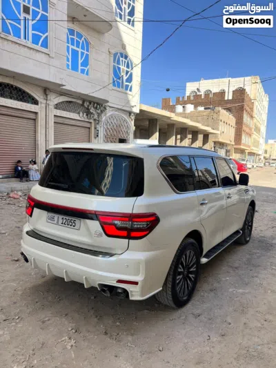نيسان اخرى 3