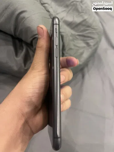 للبيع ايفون 11 قافل ايكلاود 3