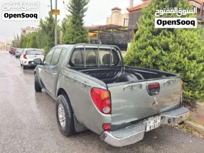 ميتسوبيشي L200 Standard 4