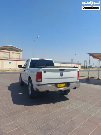 دودج رام Laramie 4