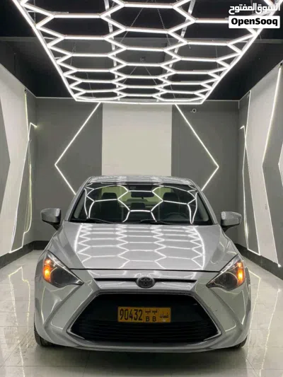 Toyota Yaris IA 2