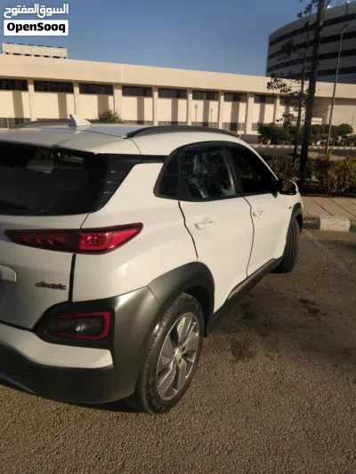 Hyundai Kona Premium 2
