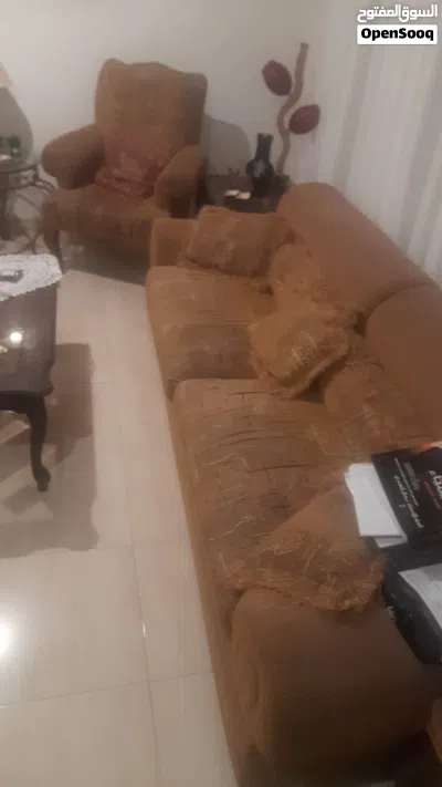طقم كورنر بحاله ممتازه للبيع بسعر 170 دينار البيع بقصد التبديل 2