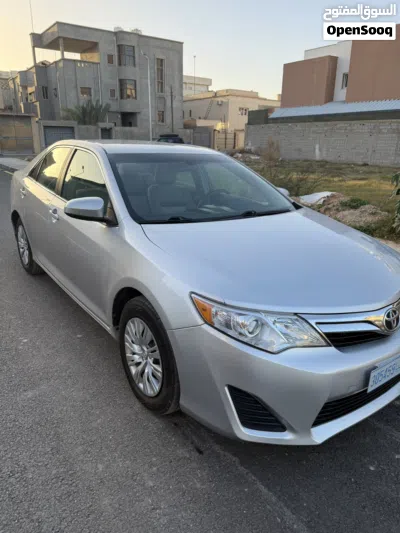 Toyota Camry LE 2